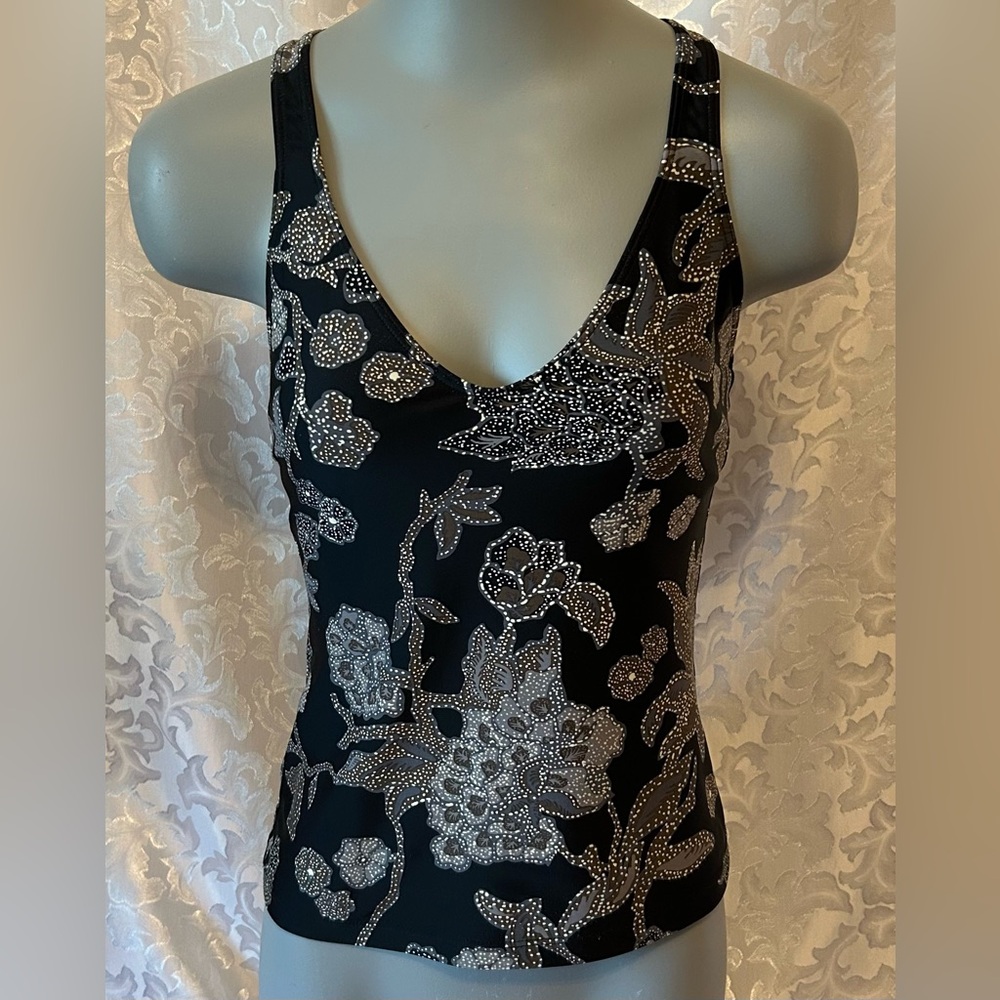 Patagonia Swim Top/Athletic Top, Size Large, Black W Brown/Gray/ Floral Pattern